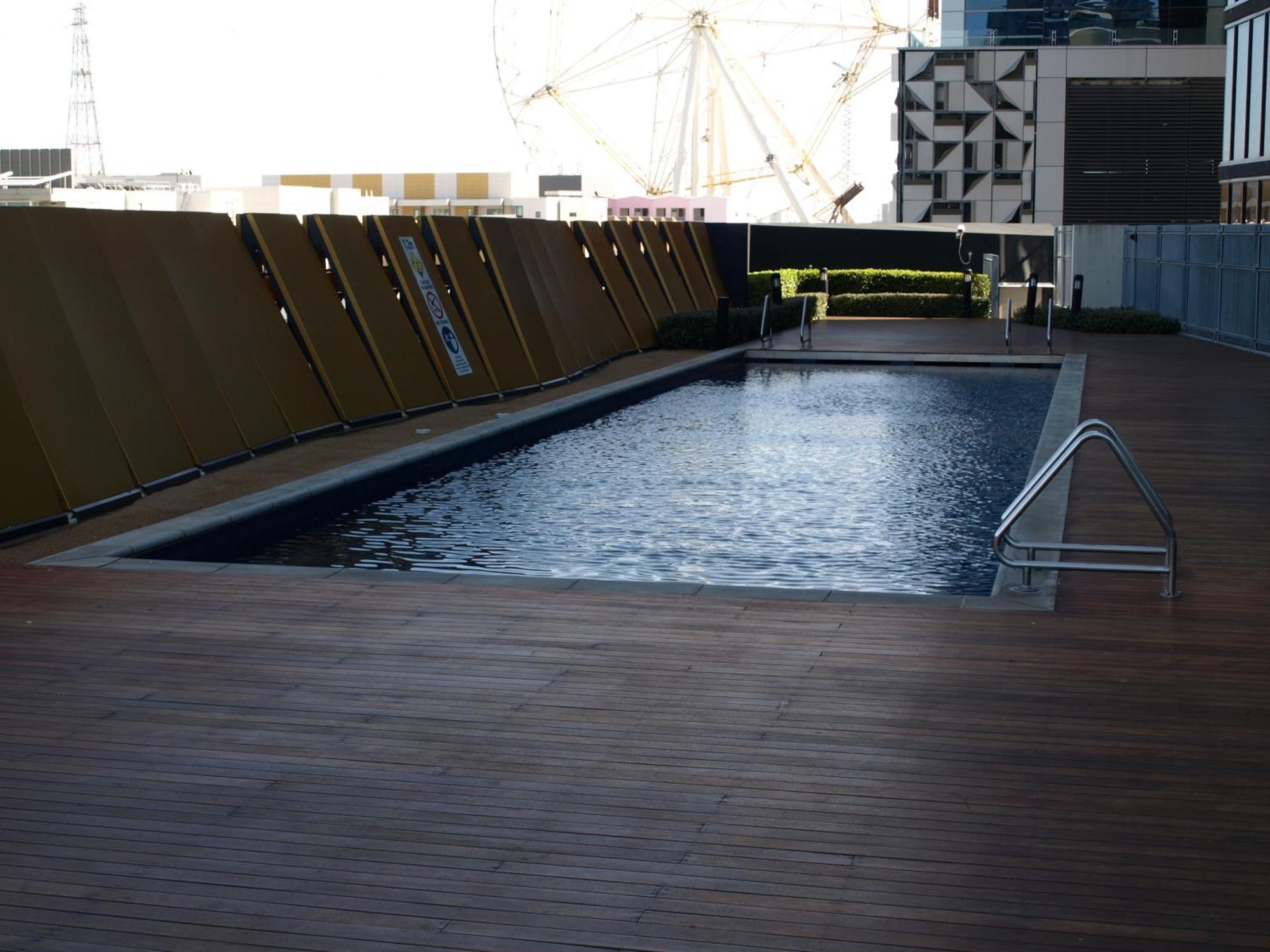 Acd Apartments Melbourne Bagian luar foto