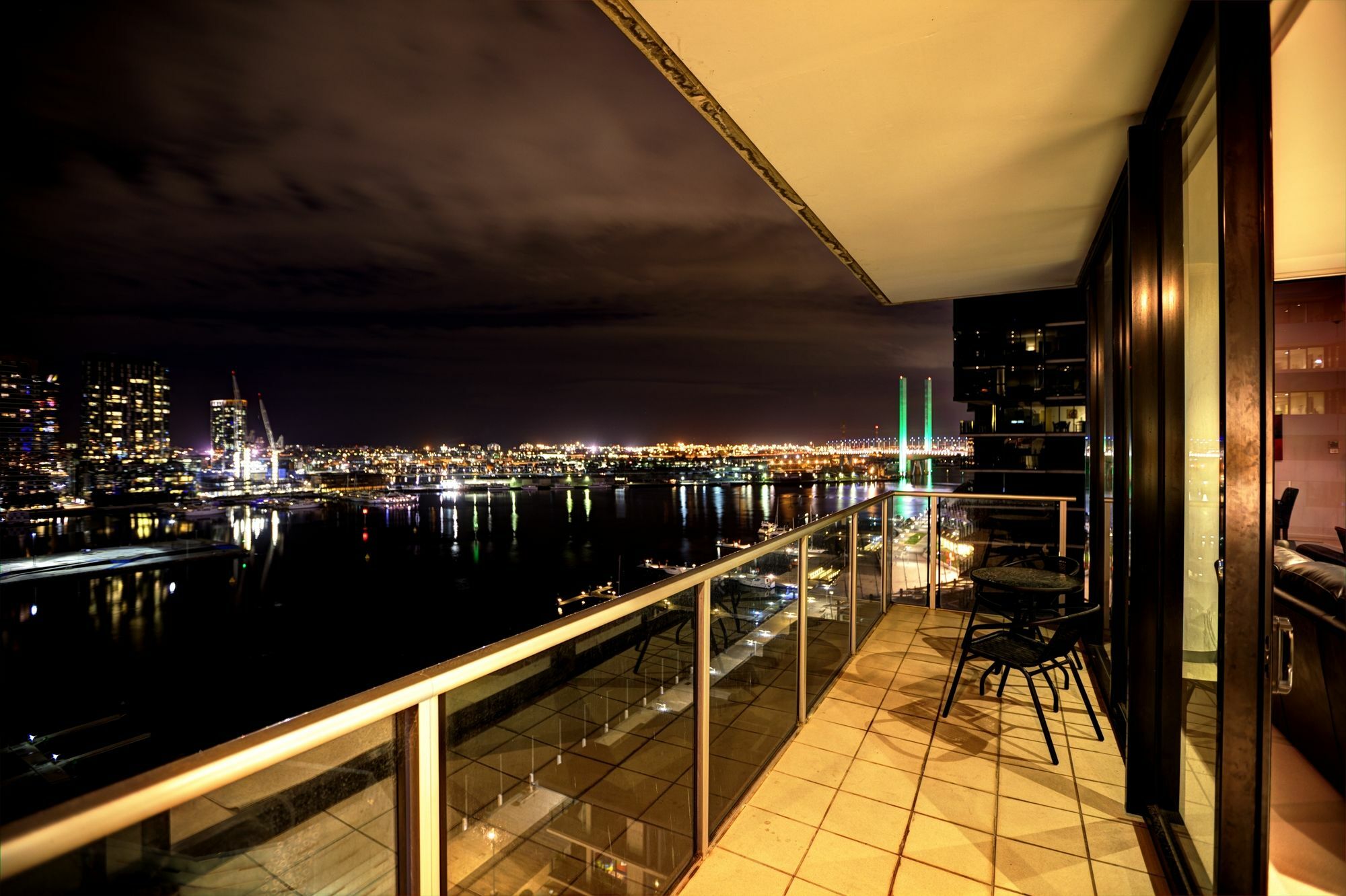 Acd Apartments Melbourne Bagian luar foto